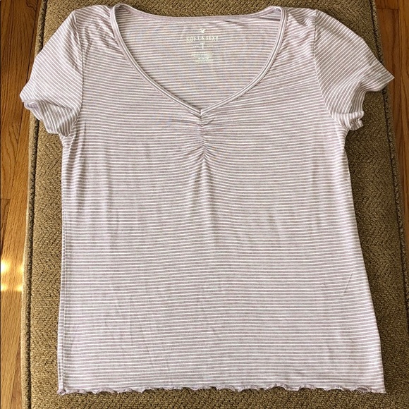 American Eagle Outfitters Tops - AMERICAN EAGLE 🦅 PINK AND WHITE STRIPE TOP